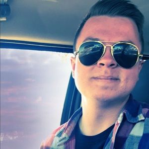 Meet your Posher, Jace